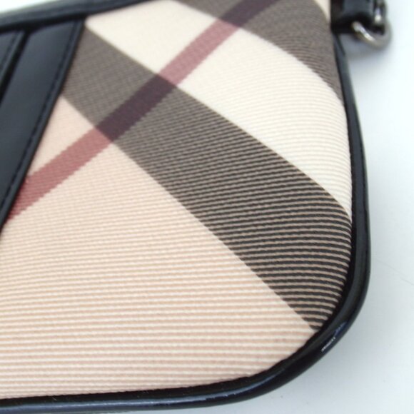 Authentic BURBERRY 3463625 60E Check pattern Pouch PVC/Patent leather [Used] - Picture 6 of 6